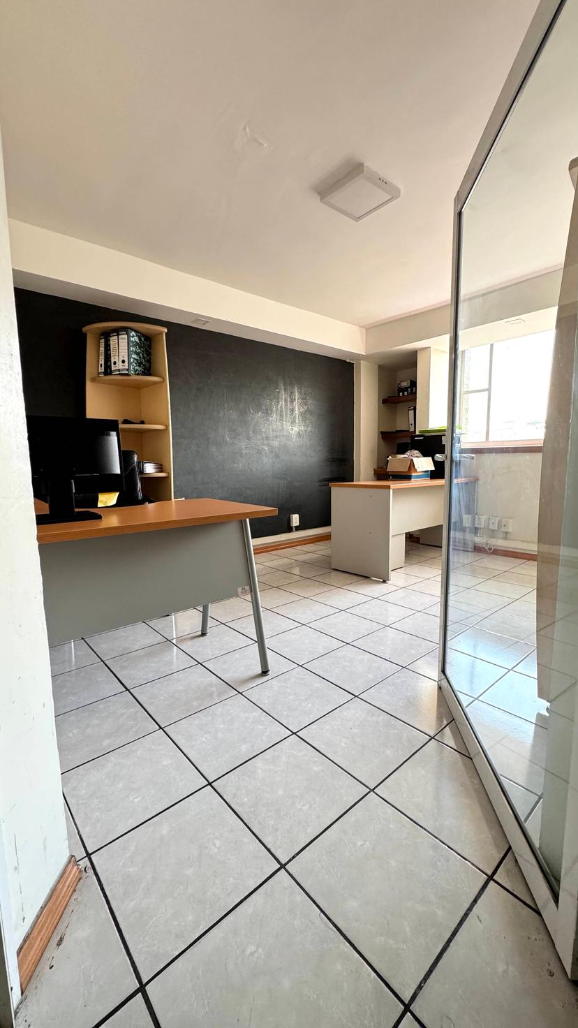  Edificio Comercial en el centro de GDL 3