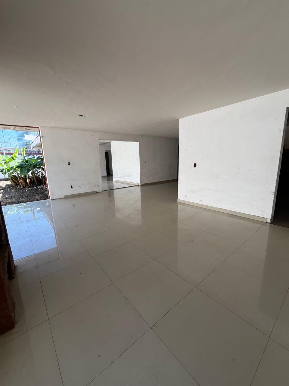 Casa con potencial a remodelar en Chapalita 